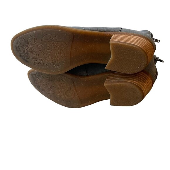 B.O.C Women's Stacked Heel Lucy Comfort Suede Shooties in Light Gray 9.5 NWOB - Picture 6 of 15